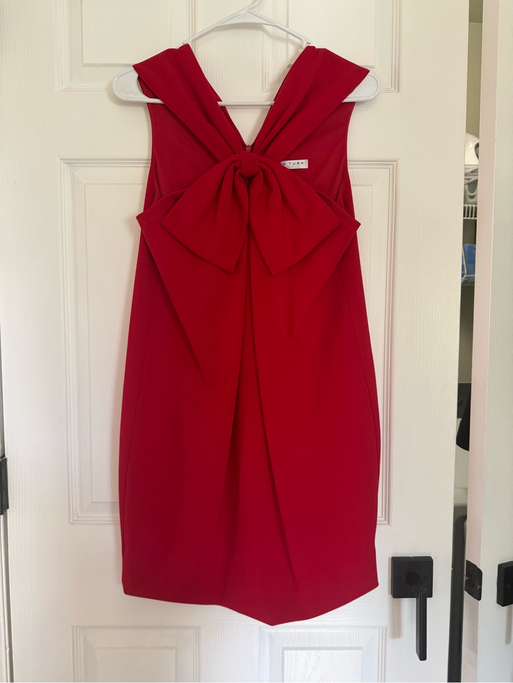 Nwt Trina Turk Red Bow-Front Cocktail Dress